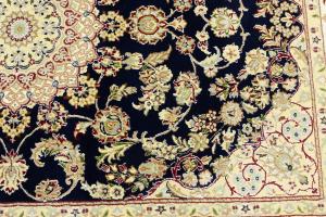 Dark Navy Floral 5'6X8 Indo-Nain Oriental Rug