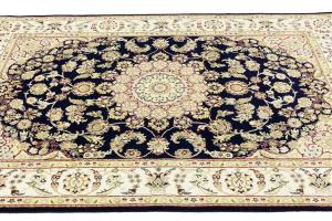 Dark Navy Floral 5'6X8 Indo-Nain Oriental Rug