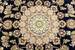 Dark Navy Floral 5'6X8 Indo-Nain Oriental Rug