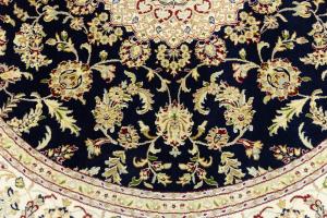 Dark Navy Floral 8x8 Indo-Nain Oriental Round Rug