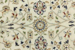 Cream Floral 5x5 Indo-Nain Oriental Round Rug