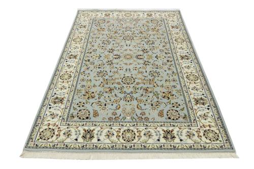Light Blue Traditional Floral 5X8 Indo-Nain Oriental Rug