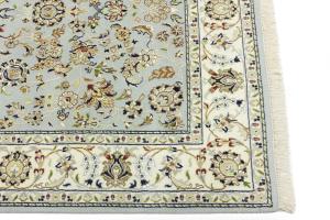 Light Blue Traditional Floral 5X8 Indo-Nain Oriental Rug