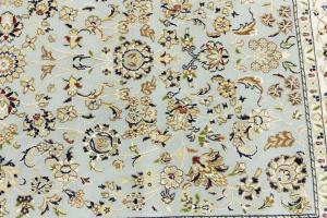 Light Blue Traditional Floral 5X8 Indo-Nain Oriental Rug