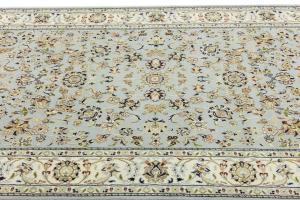Light Blue Traditional Floral 5X8 Indo-Nain Oriental Rug