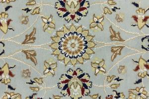 Light Blue Traditional Floral 5X8 Indo-Nain Oriental Rug