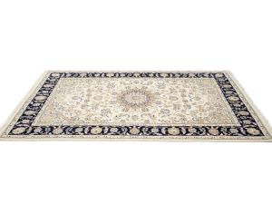 Ivory Floral 5x8 Indo-Nain Oriental Rug