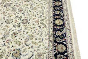 Cream Floral 9x12 Indo-Nain Oriental Rug