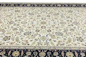 Cream Floral 9x12 Indo-Nain Oriental Rug