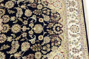 Dark Navy Floral Traditional 7X10 Indo-Nain Oriental Rug