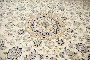 11'10 X 15'5 Hand Knotted Indo-Nain Floral Oriental Wool Rug