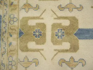 Muted Cream Floral Transitional 13x20 Oushak Oriental Rug