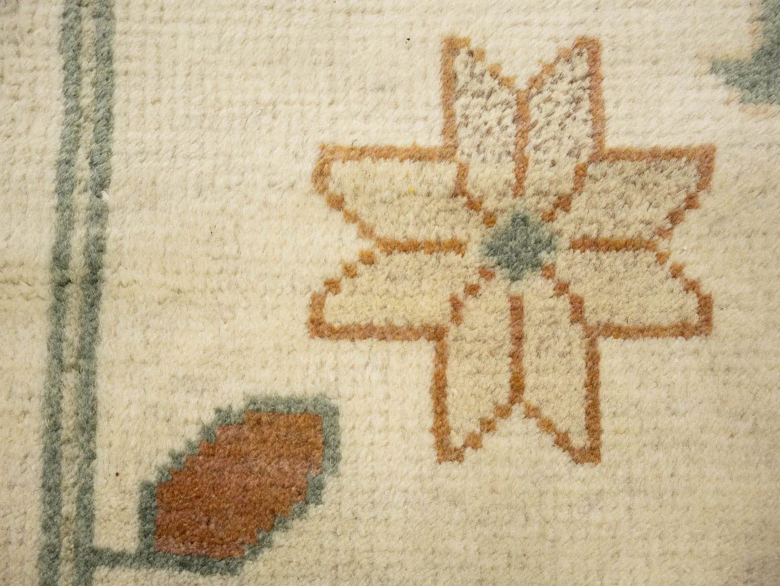 Beige Floral 13x21 Oushak Chobi Oriental Rug