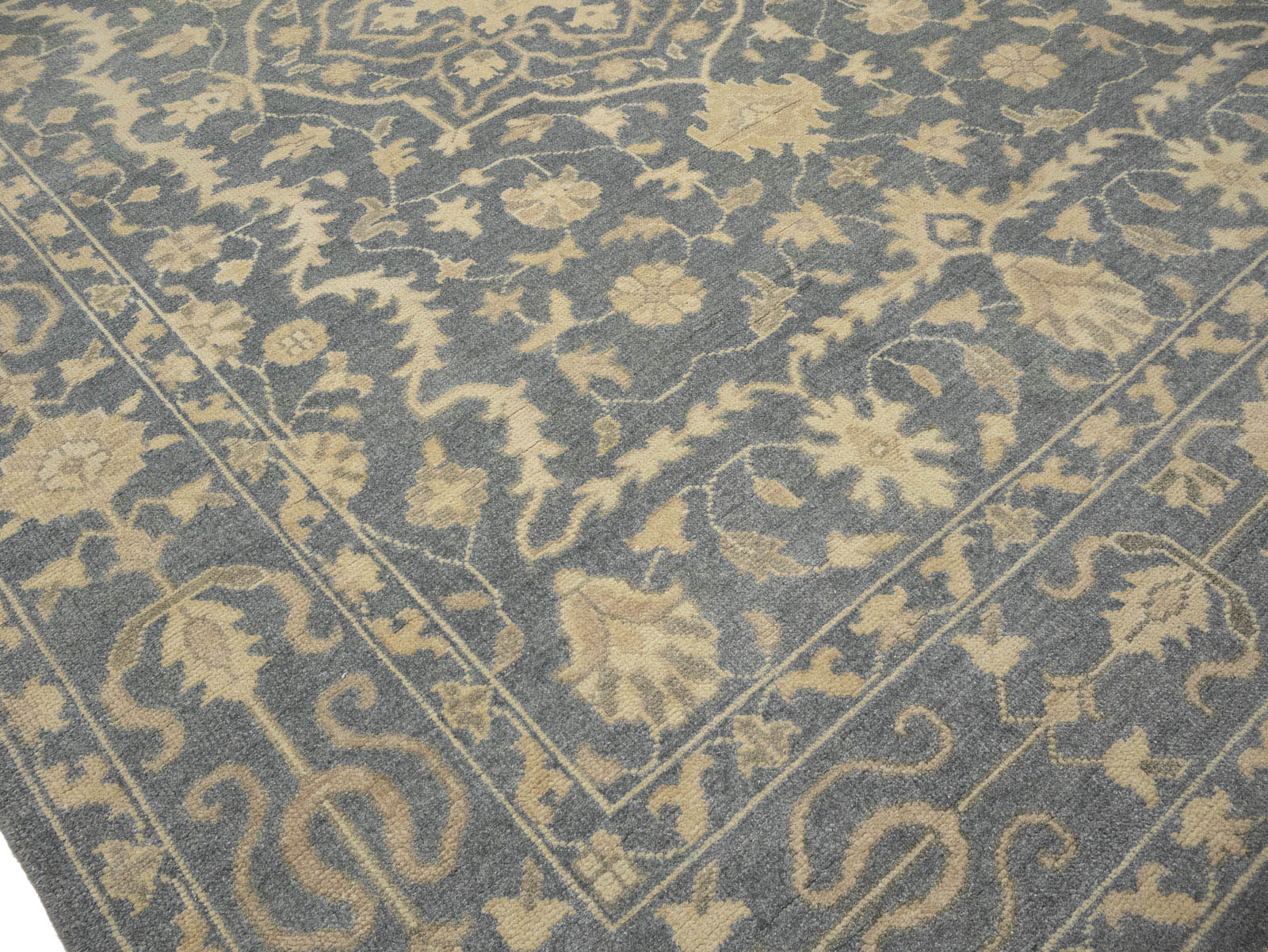 Muted Gray Floral 9x12 Transitional Oriental Area Rug