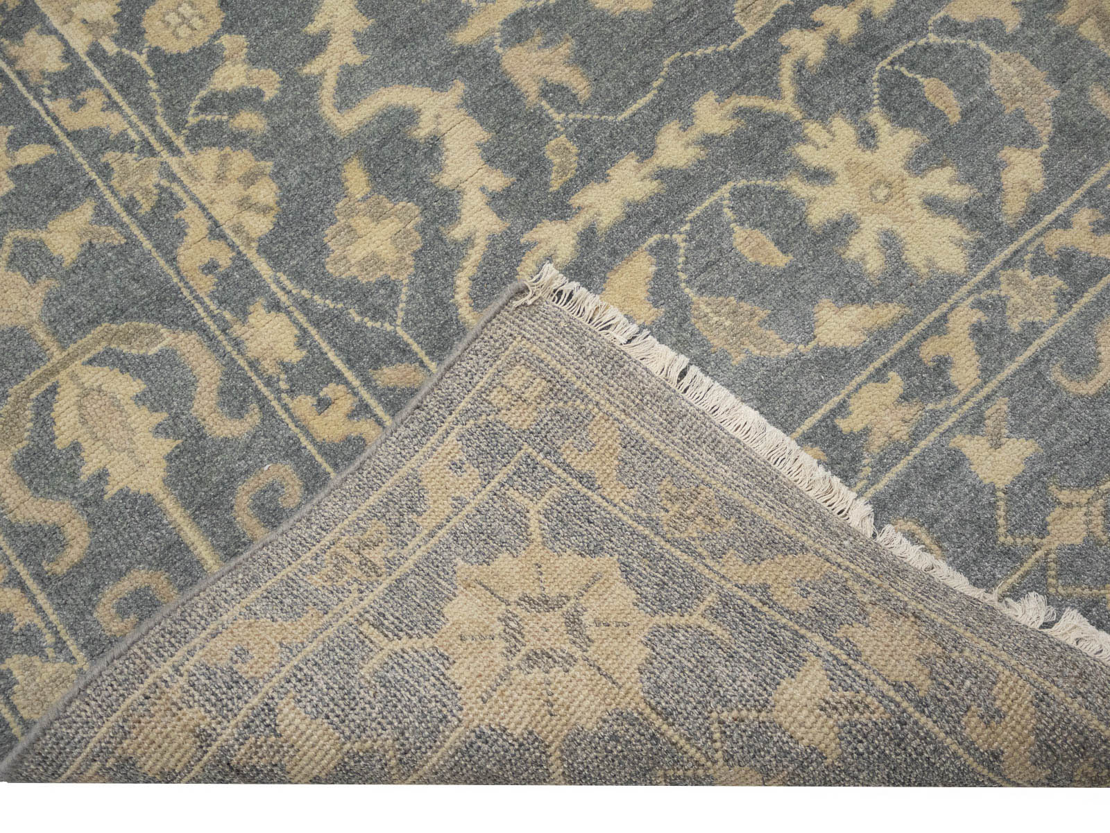 Muted Gray Floral 9x12 Transitional Oriental Area Rug