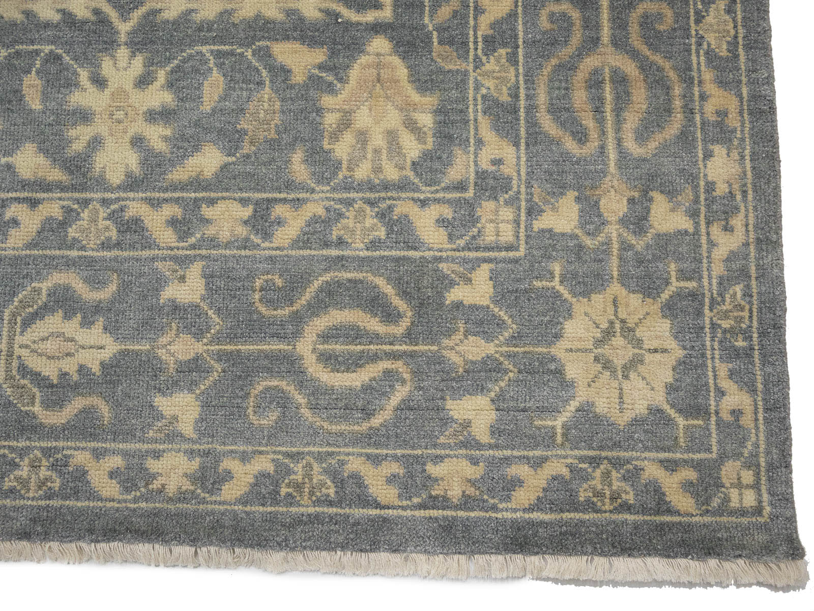 Muted Gray Floral 9x12 Transitional Oriental Area Rug