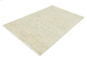Muted Light Green Floral 5X8 Transitional Oriental Rug
