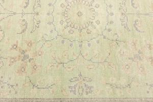 Muted Light Green Floral 5X8 Transitional Oriental Rug