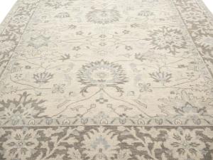 Muted Ivory Floral 6x9 Chobi Oriental Rug