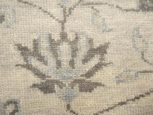 Muted Ivory Floral 6x9 Chobi Oriental Rug