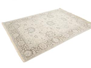 Muted Ivory Floral 6x9 Chobi Oriental Rug