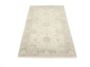 Muted Ivory Floral 5x8 Oushak Chobi Oriental Rug