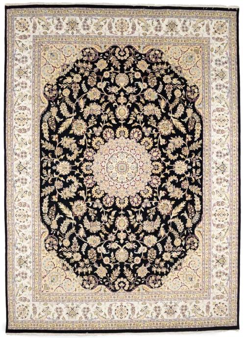 Black Floral 9x12 Indo-Nain Oriental Rug