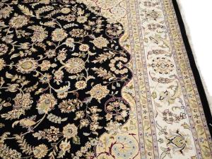 Black Floral 9x12 Indo-Nain Oriental Rug