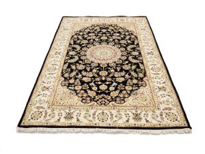 Black Floral 5x8 Indo-Nain Oriental Rug