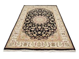 Black Floral 5x8 Indo-Nain Oriental Rug