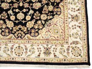 Black Floral 5x8 Indo-Nain Oriental Rug