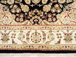 Black Floral 5x8 Indo-Nain Oriental Rug