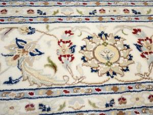 8'10 X 12'2 Indo-Nain Hand Knotted Floral Oriental Wool Rug