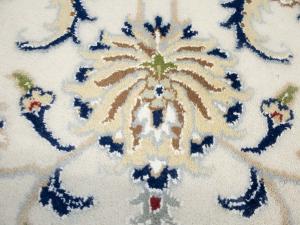 8'10 X 12'2 Indo-Nain Hand Knotted Floral Oriental Wool Rug
