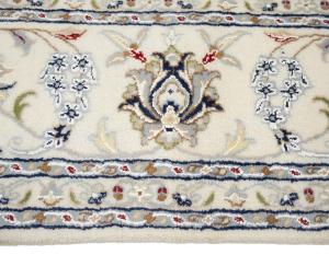 Cream Floral 8x8 Indo-Nain Oriental Square Rug
