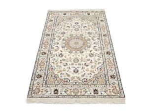 Ivory Floral 3x5 Indo-Nain Oriental Rug