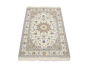 Cream Floral 2'8x4'1 Indo-Nain Oriental Rug