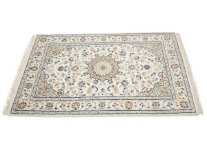 Cream Floral 2'8x4'1 Indo-Nain Oriental Rug