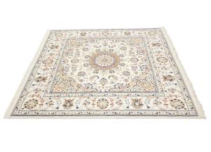Cream Floral 5x5 Indo-Nain Oriental Square Rug