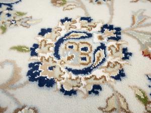 8'8 X 12'2 Hand Knotted Cream Floral Indo-Nain Wool Rug