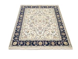 Cream Floral 5x7 Indo-Nain Oriental Area Rug
