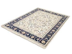 Cream Floral 5x7 Indo-Nain Oriental Area Rug