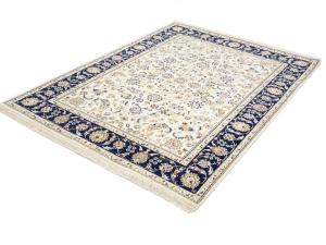 Cream Floral 5x7 Indo-Nain Oriental Area Rug