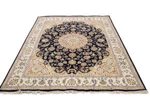 Dark Navy Floral 6x9 Indo-Nain Oriental Rug