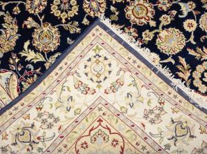 Dark Navy Floral 6x9 Indo-Nain Oriental Rug