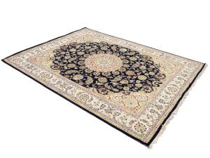 Dark Navy Floral 6x9 Indo-Nain Oriental Rug
