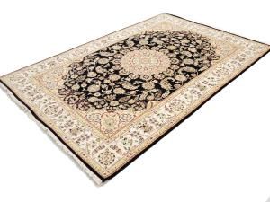 Black Floral 6X9 Indo-Nain Oriental Rug