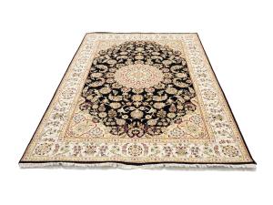 Black Floral 6X9 Indo-Nain Oriental Rug