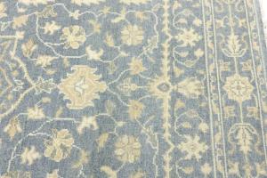 Muted Gray Floral 6x9Transitional Oriental Rug