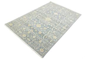 Muted Gray Floral 6x9Transitional Oriental Rug